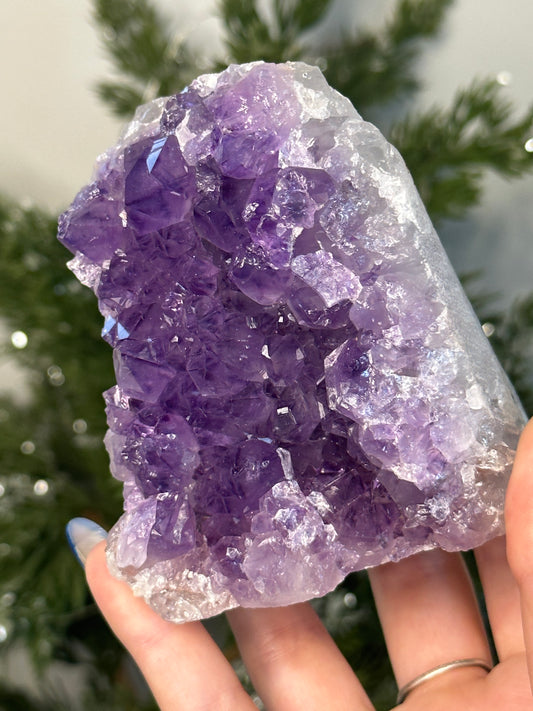 Amethyst cut base