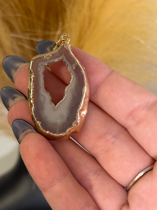 Oco Agate Geode Slice Pendant