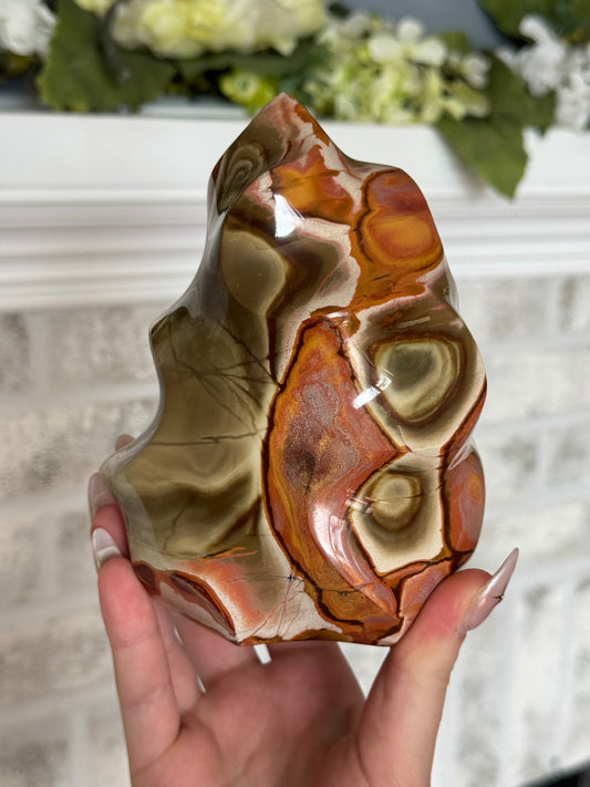 Polychrome jasper flame