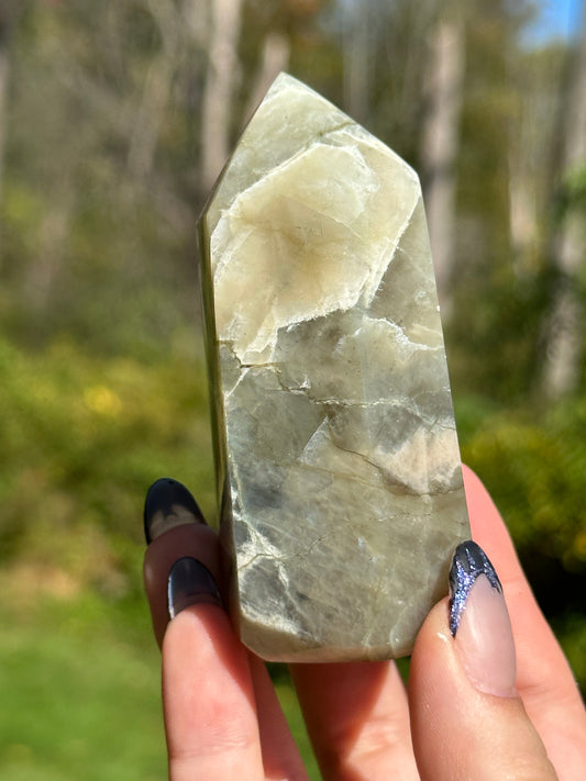 Garnerite tower (green moonstone)