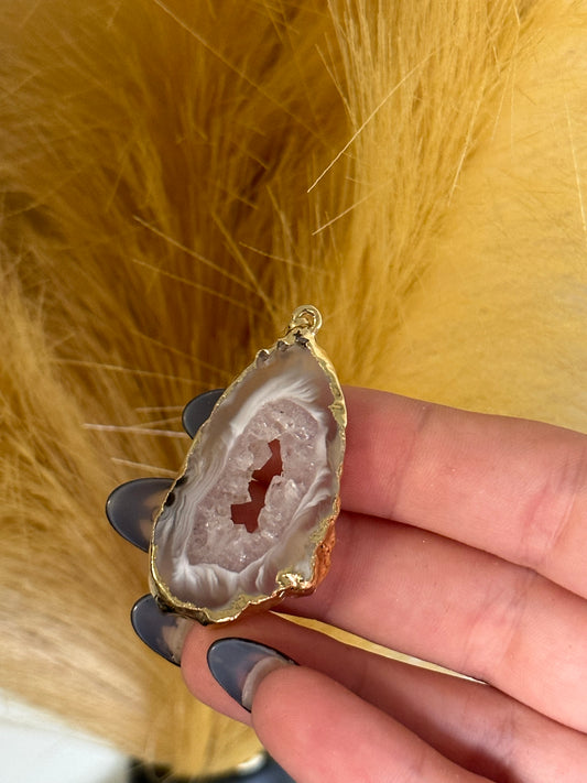 Oco Agate Geode Slice Pendant