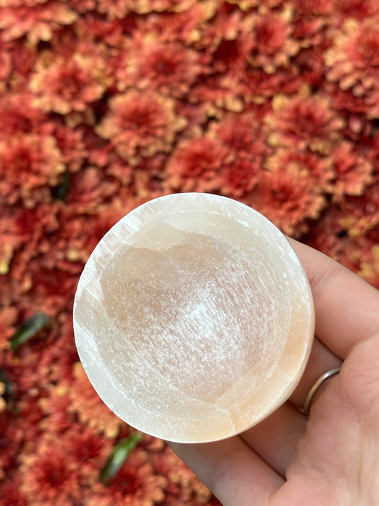Peach satin spar selenite bowl - xsmall