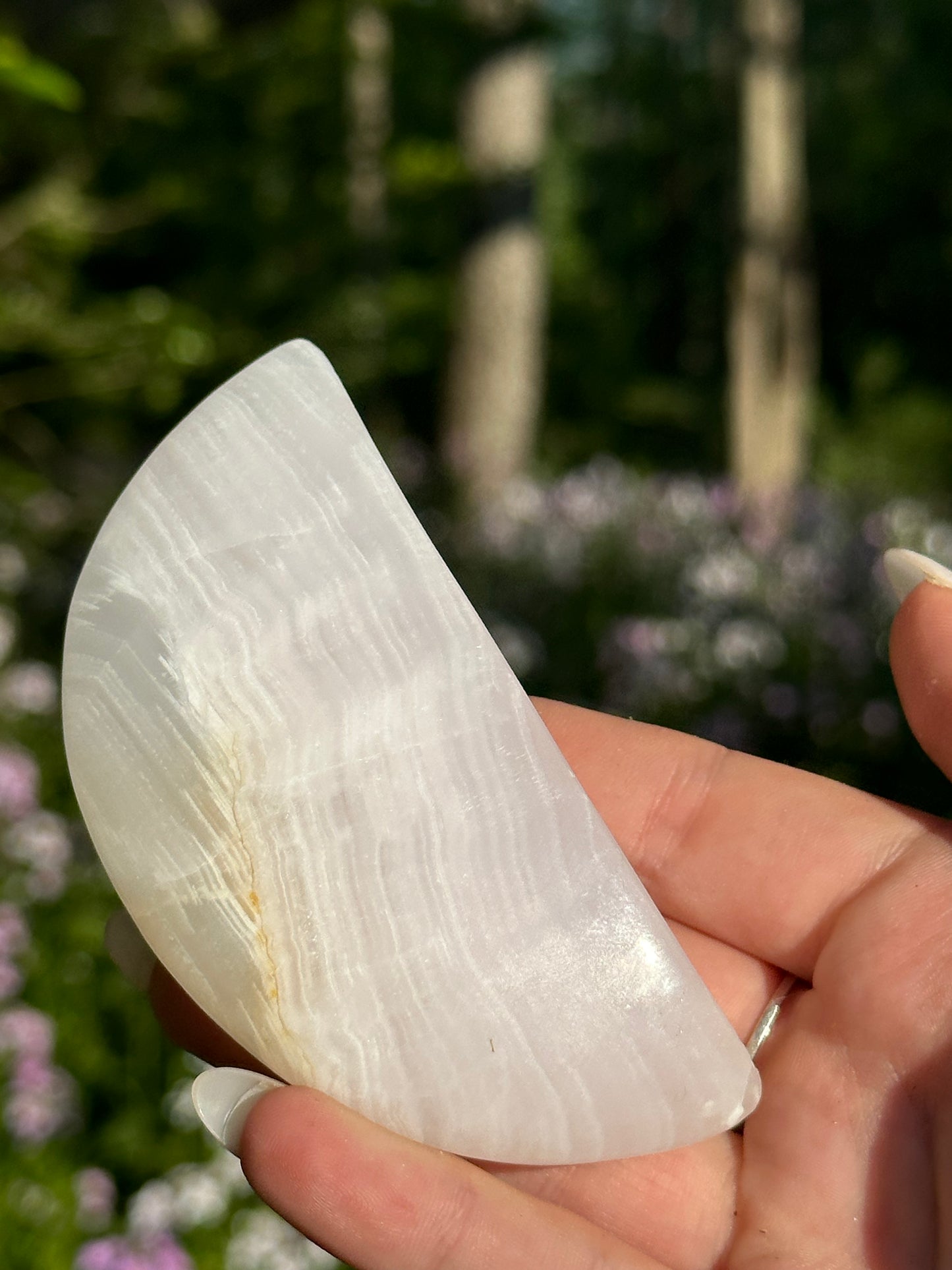 Mangano Calcite Moons -UV!