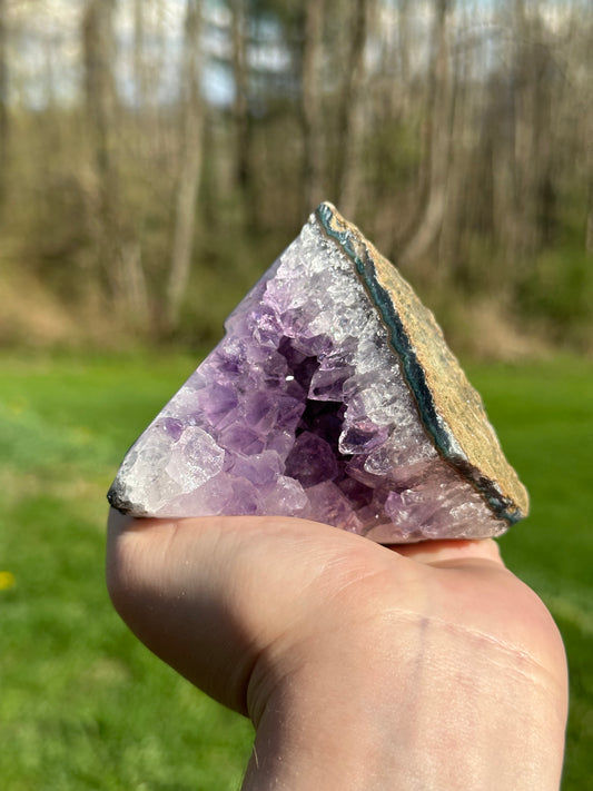 Amethyst Cut Base