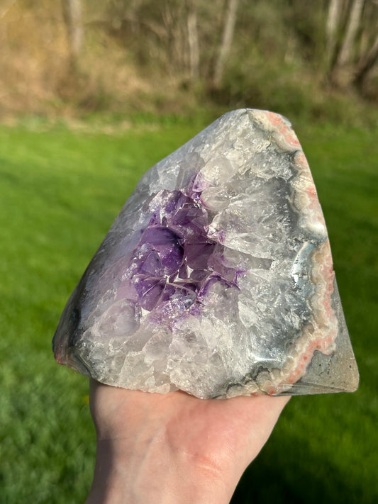 Amethyst Cut Base