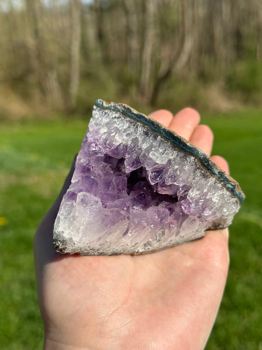 Amethyst Cut Base