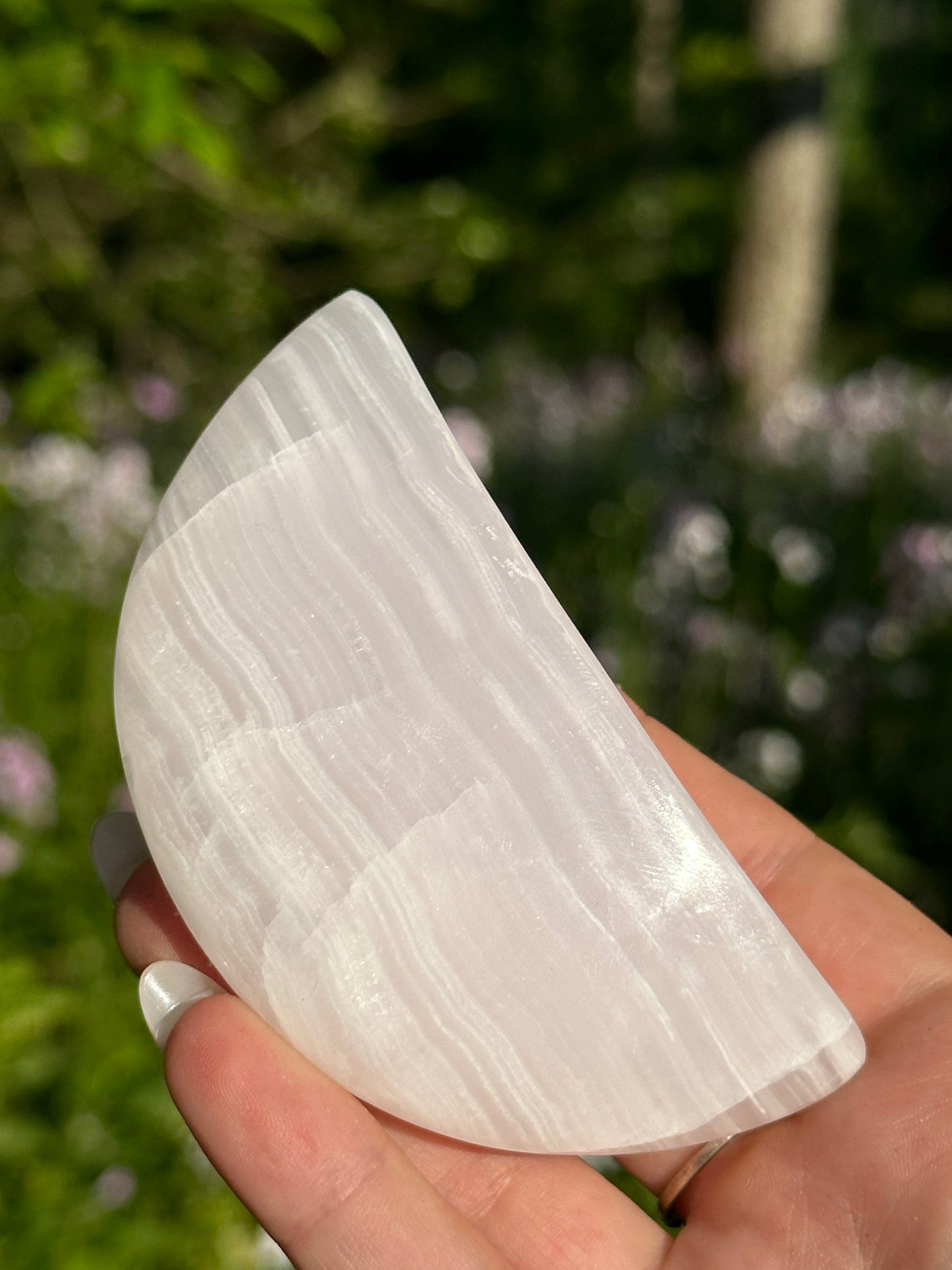 Mangano Calcite Moons -UV!