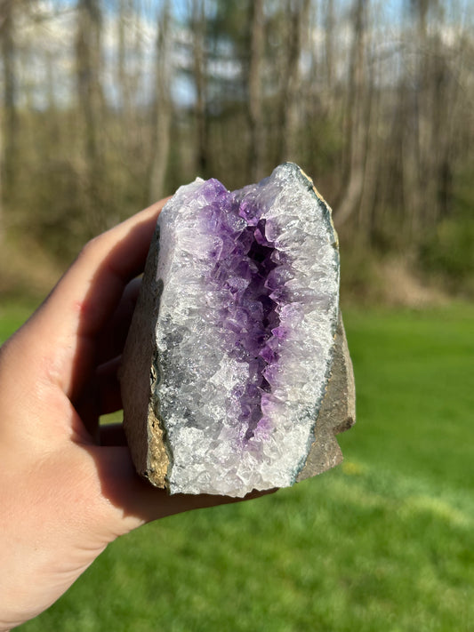 Amethyst Cut Base