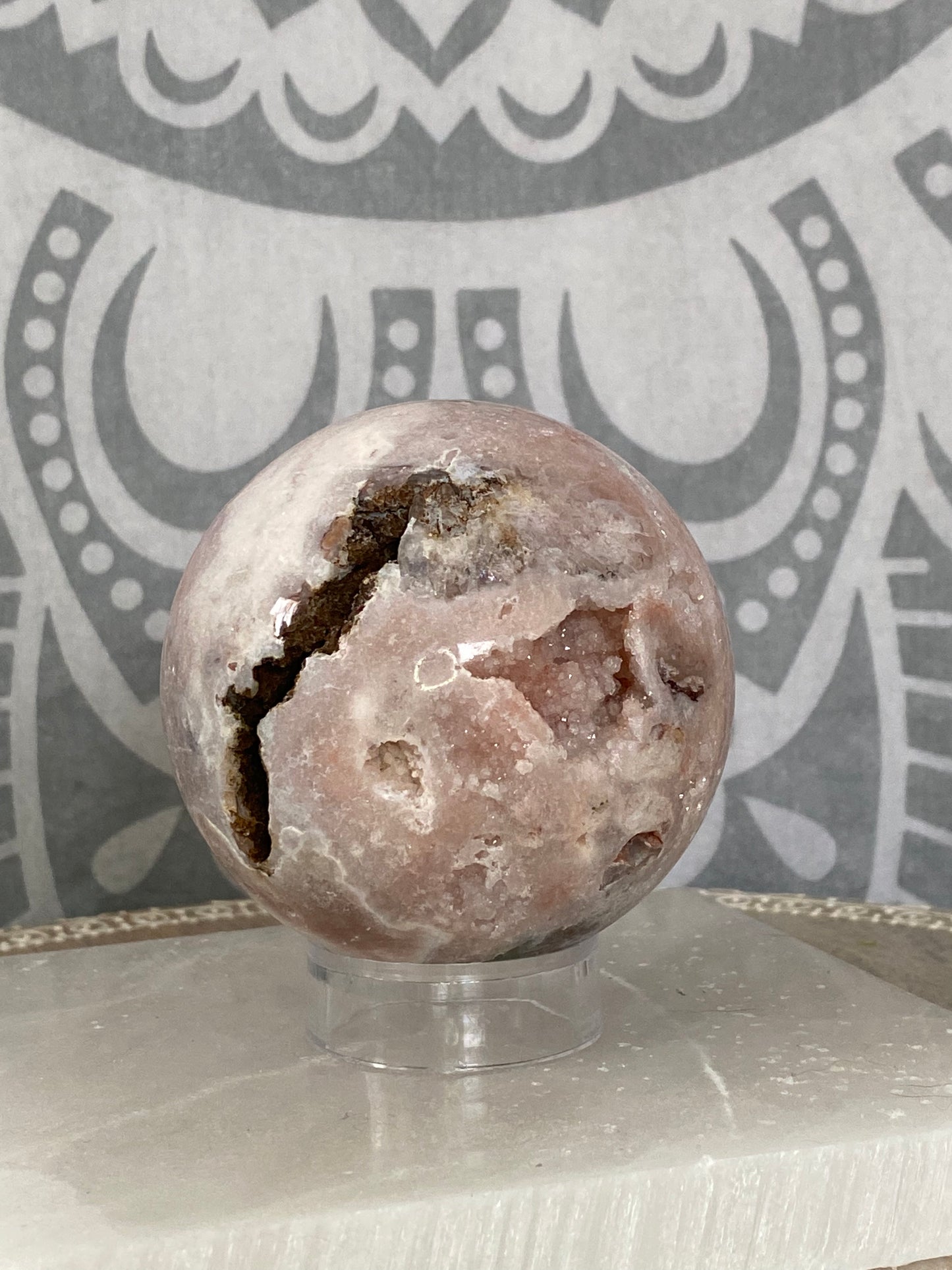 Medium pink amethyst sphere