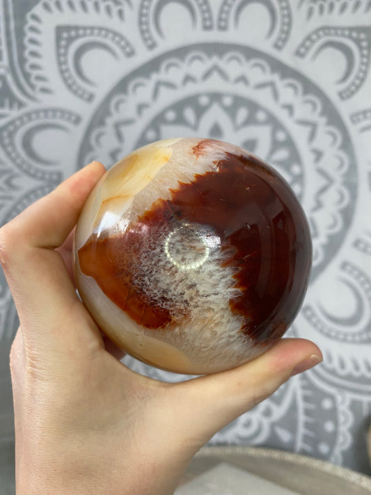 Medium carnelian sphere